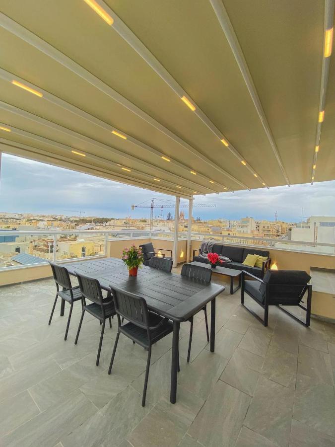 Апартаменты The Blue Mill Penthouse With Beautiful Views Нашшар Экстерьер фото
