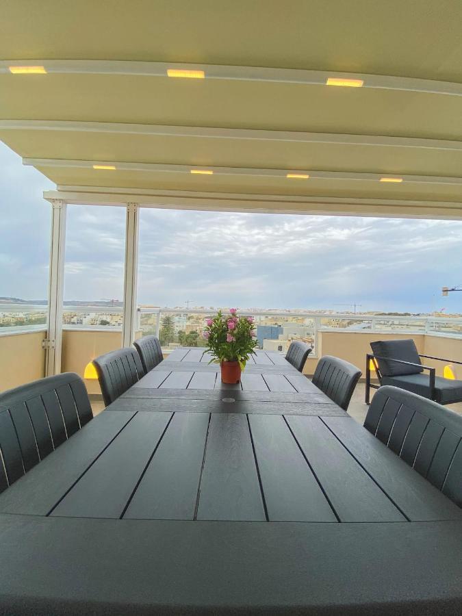 Апартаменты The Blue Mill Penthouse With Beautiful Views Нашшар Экстерьер фото